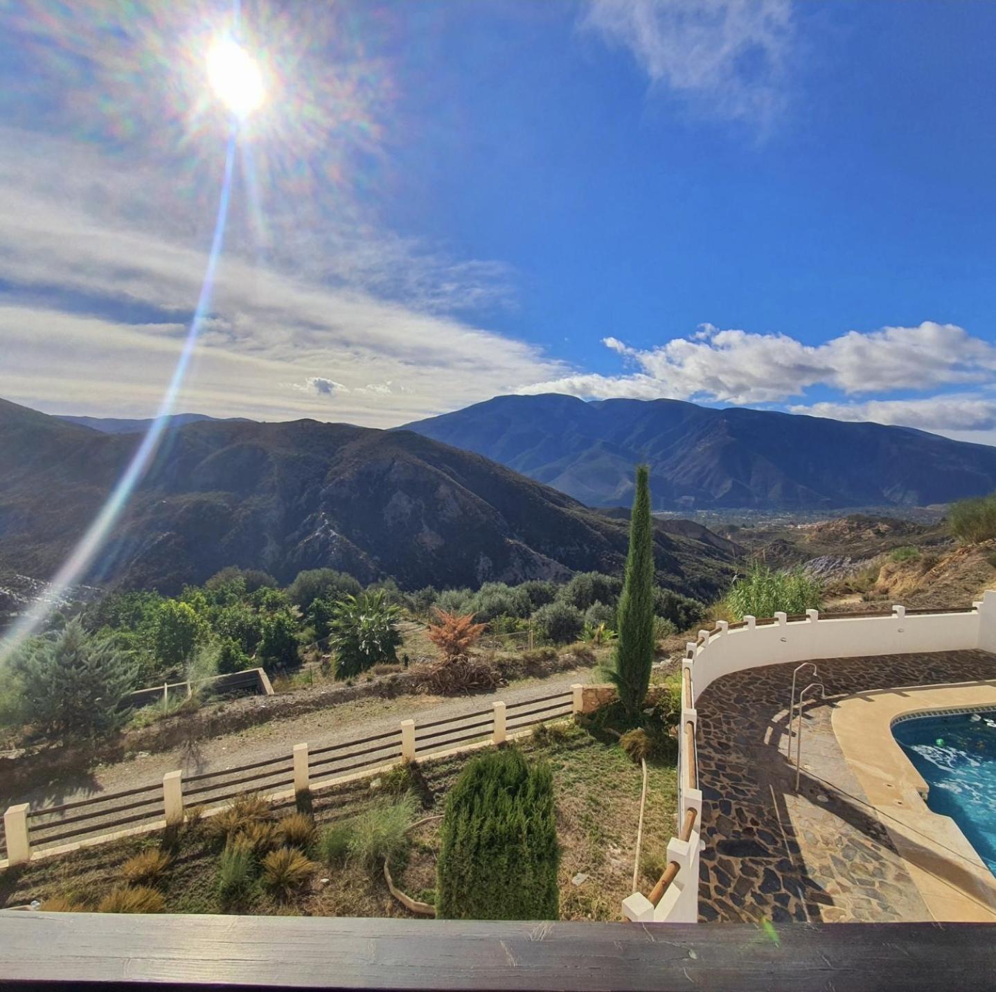 Alpujarra Relax Carataunas Eksteriør bilde